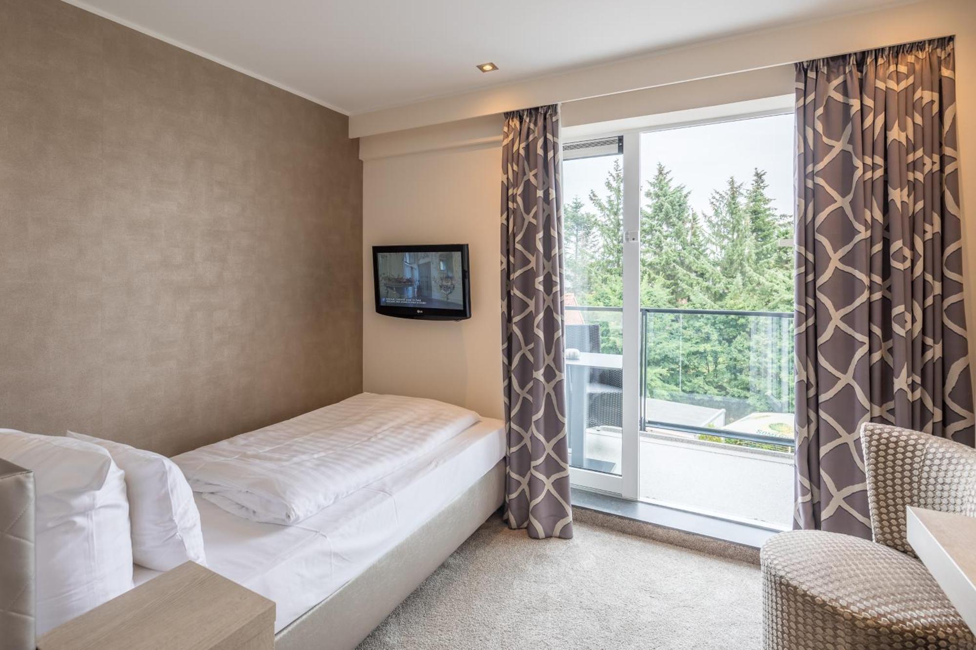 Thomas Hotel Spa & Lifestyle Гузум Екстер'єр фото